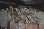 Přezdívání klenebního pasu
- pohled z půdy.Redoing the barrel vault – view from the attic
